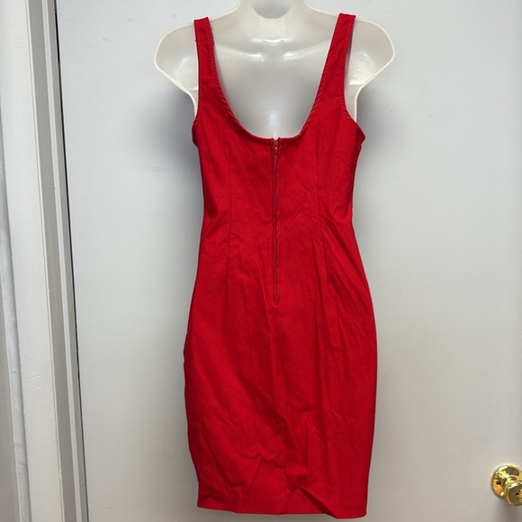 NEW Solemio Plunged Neckline Red Cocktail Dress Size Medium - Picture 4 of 10